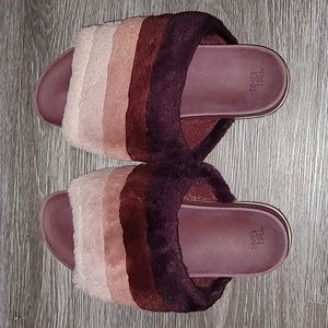 Women's size 12 burgundy multi color sandals